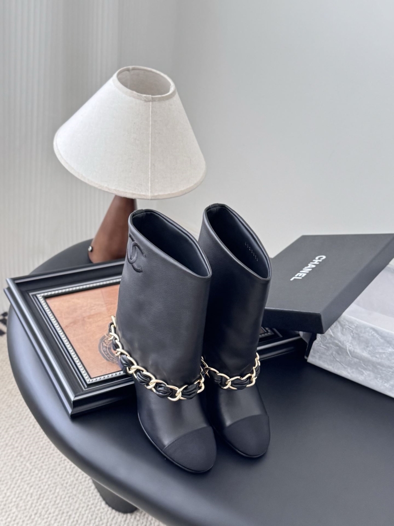 Ch**el boots
